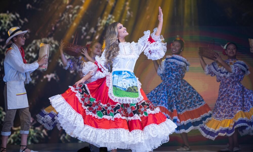 Gran vestido de Chapolera diseñado por Edward Giraldo para Miss Universe  Colombia - GM TV Latinos